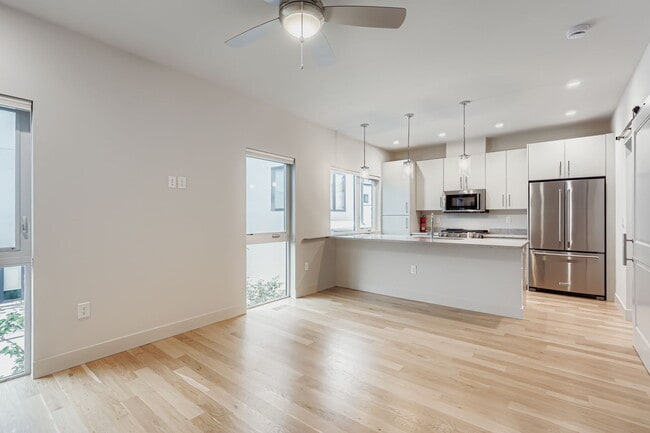 Building Photo - Swanky 1BR – New, Private Garage, Storage,...