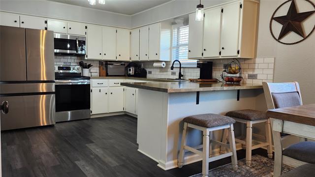 Building Photo - 417 Wood St