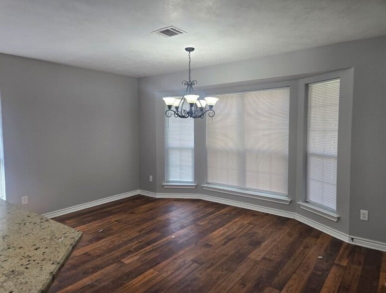 Building Photo - 3724 Dove Hollow Ln