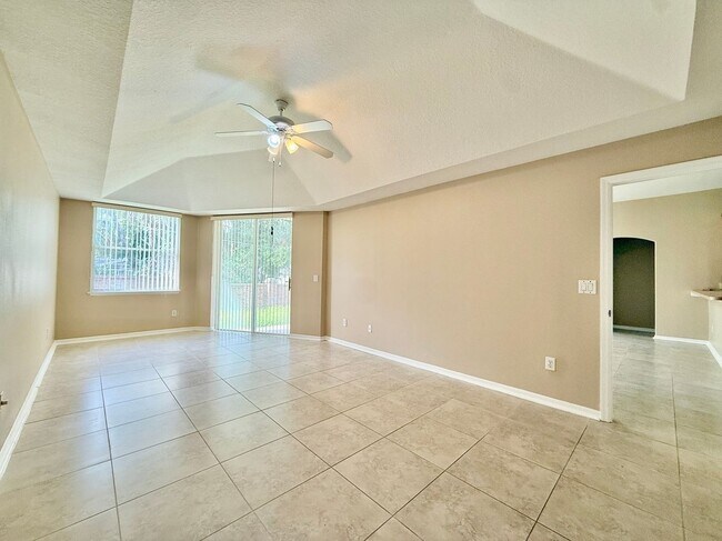 Building Photo - 7112 Hiawassee Overlook Dr