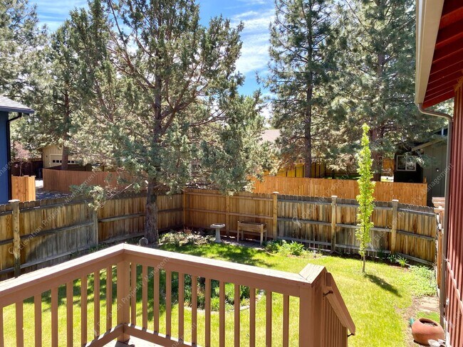 Building Photo - Charming Updated Home in Bend’s Old Farm D...