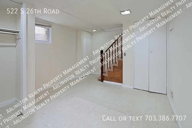 Building Photo - 522 26th Rd S