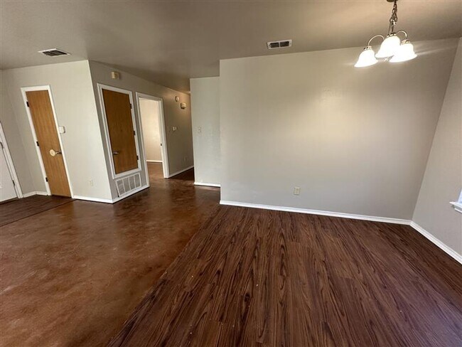 Building Photo - 12758 Candleridge Dr