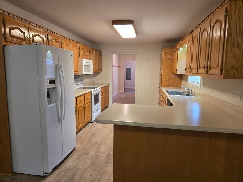 Building Photo - 39 Calloway Dr