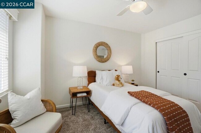 Building Photo - 1038 McCauley Rd