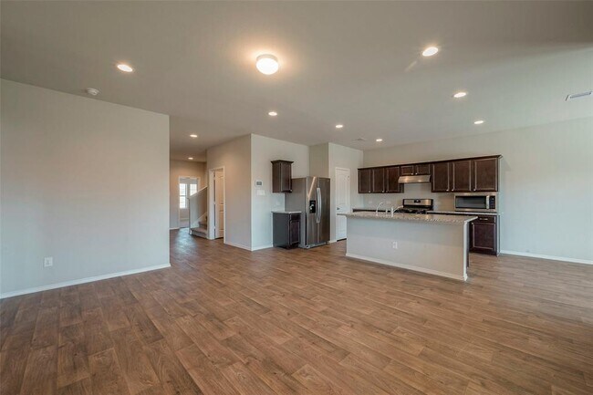 Building Photo - 2318 Georgina Falls Dr