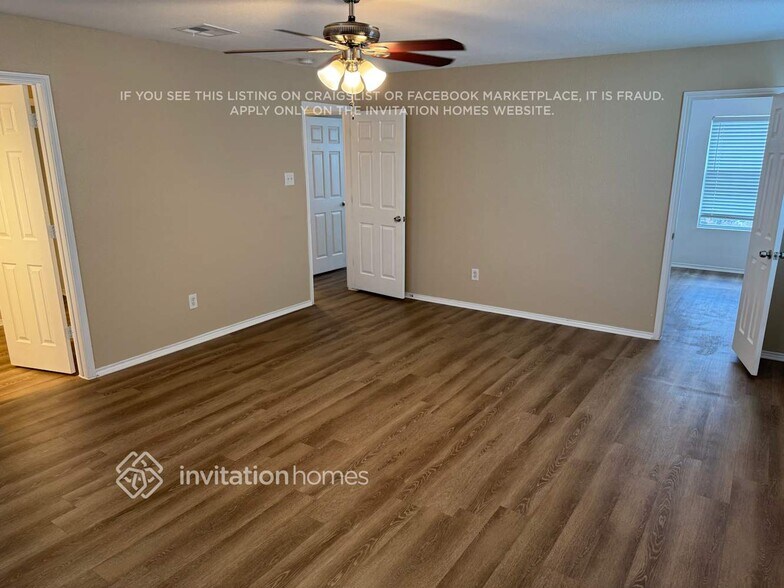 Building Photo - 7160 Little Mohican Dr