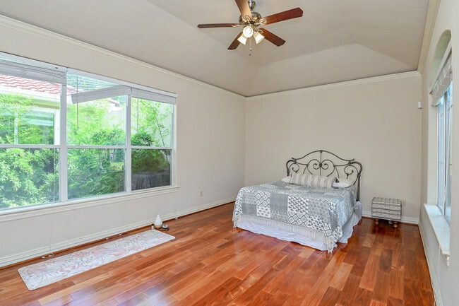 Building Photo - 14206 Jade Cove Dr