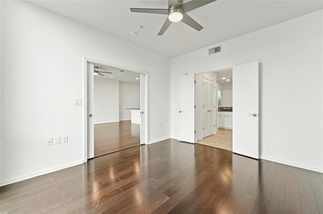 Building Photo - 1600 Barton Springs Rd