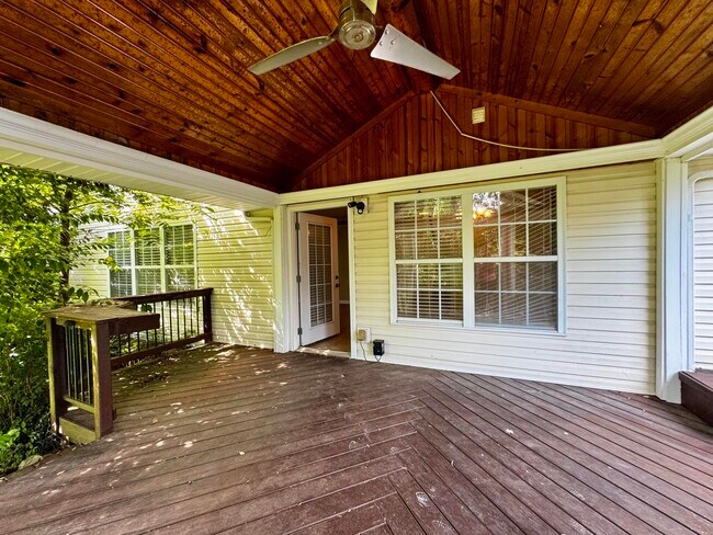 Building Photo - 3020 Blackford Pkwy