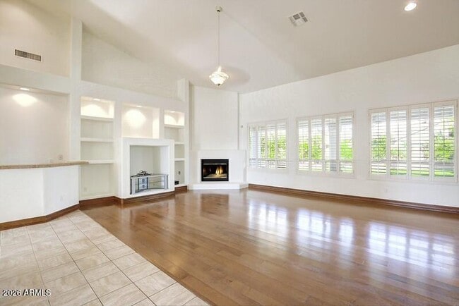 Building Photo - 6738 E Montreal Pl