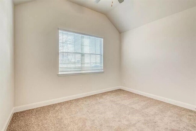 Building Photo - 6221 Hightower St