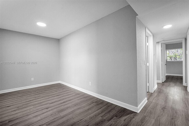 Building Photo - 400 NW 65th Ave