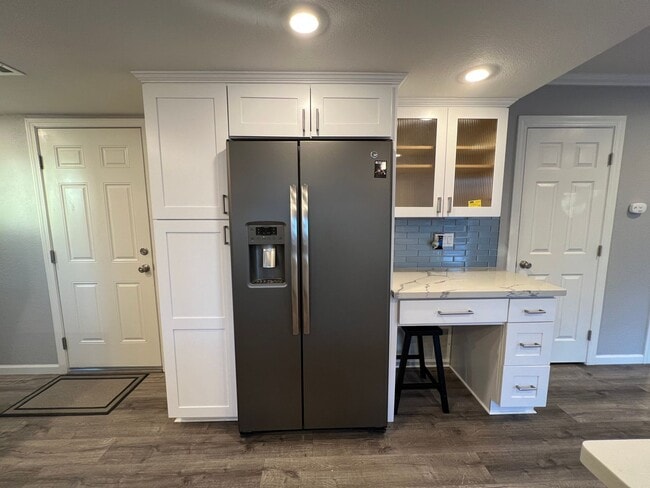 Building Photo - Welcome inside this Beautiful Two-Story Home!