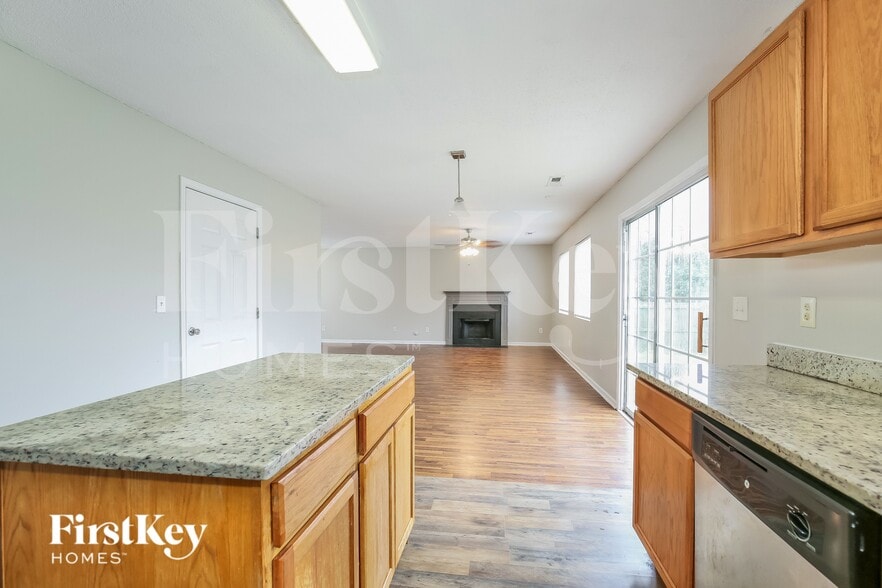 Building Photo - 5715 Waterpoint Dr