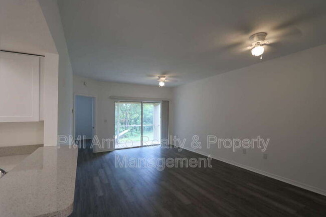 Building Photo - 9519 Newdale Way