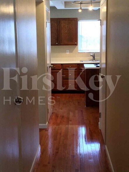 Building Photo - 4261 Timber Valley Dr