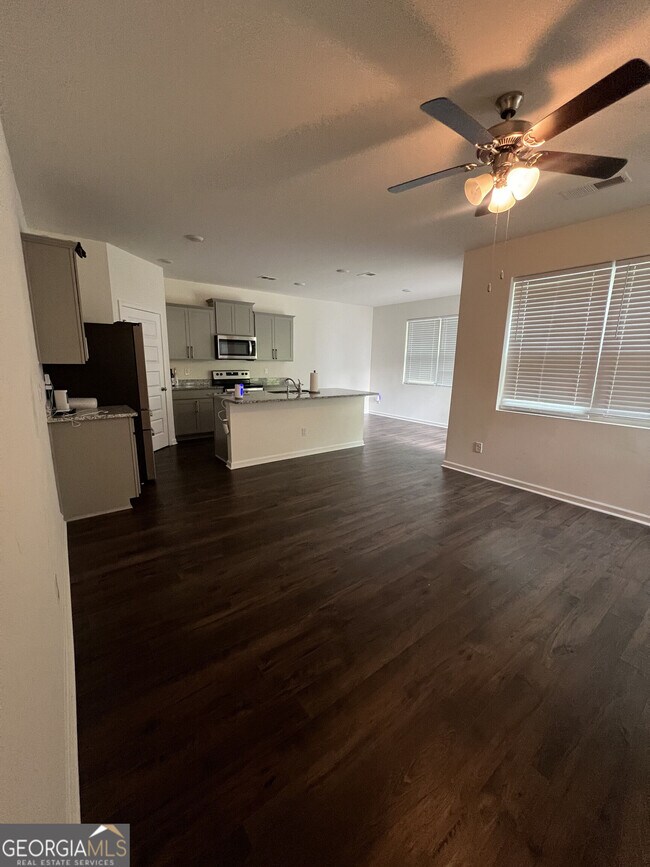 Building Photo - 1075 Rigby Ct SE