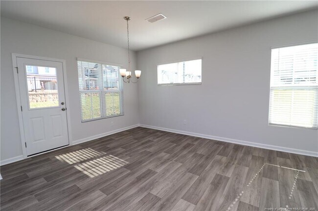 Building Photo - 4000 Kidd Pl