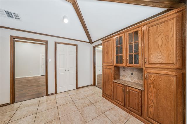 Building Photo - 153 Creek Courts Dr
