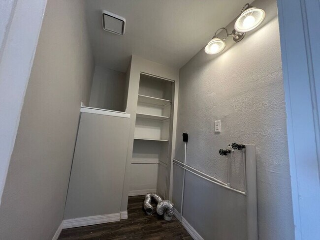 Building Photo - 163 Ave A SE