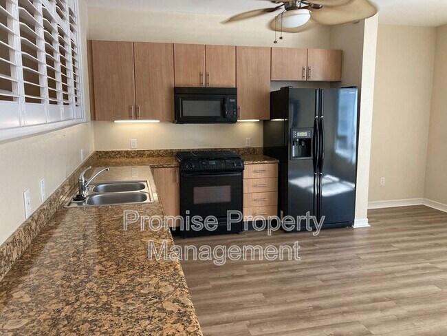 Building Photo - 1465 C St