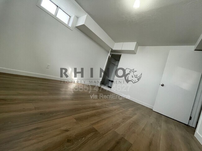 Building Photo - 2583 S 700 E