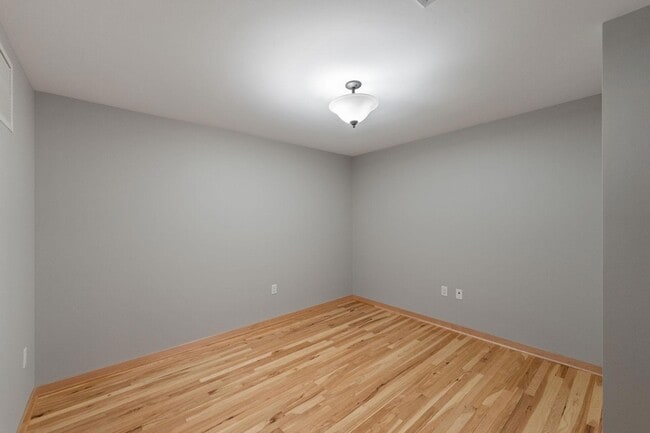 Building Photo - 1120 S 2nd St