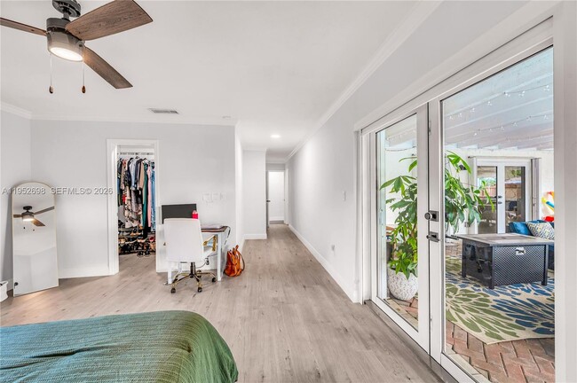 Building Photo - 15930 SW 90th Ave