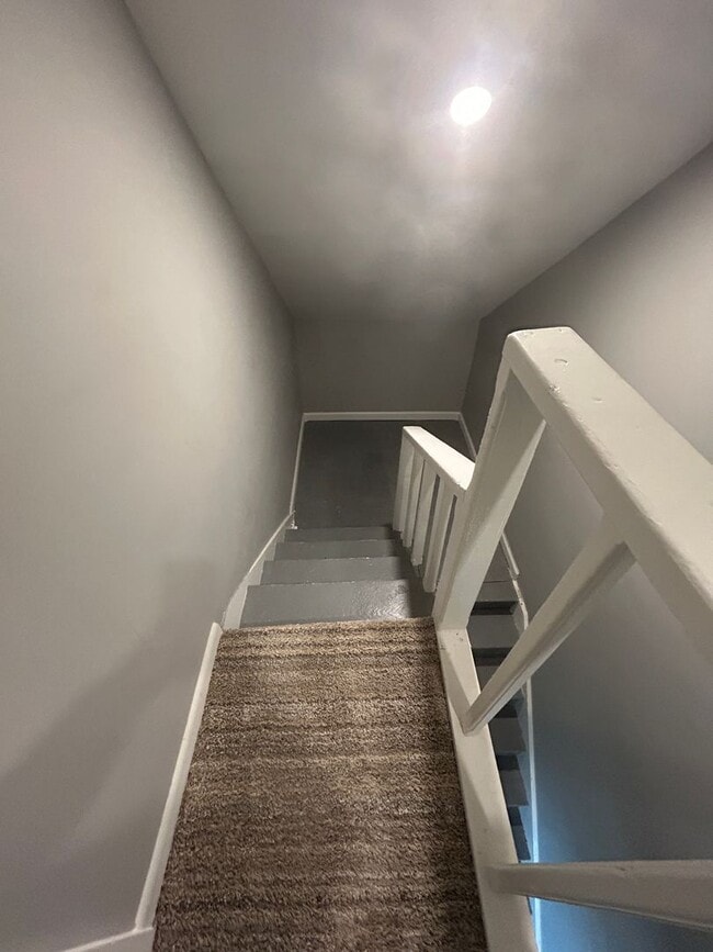 Building Photo - 839 Locust St