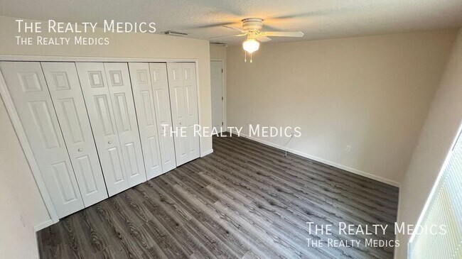 Building Photo - 1242 Halber Ave NW