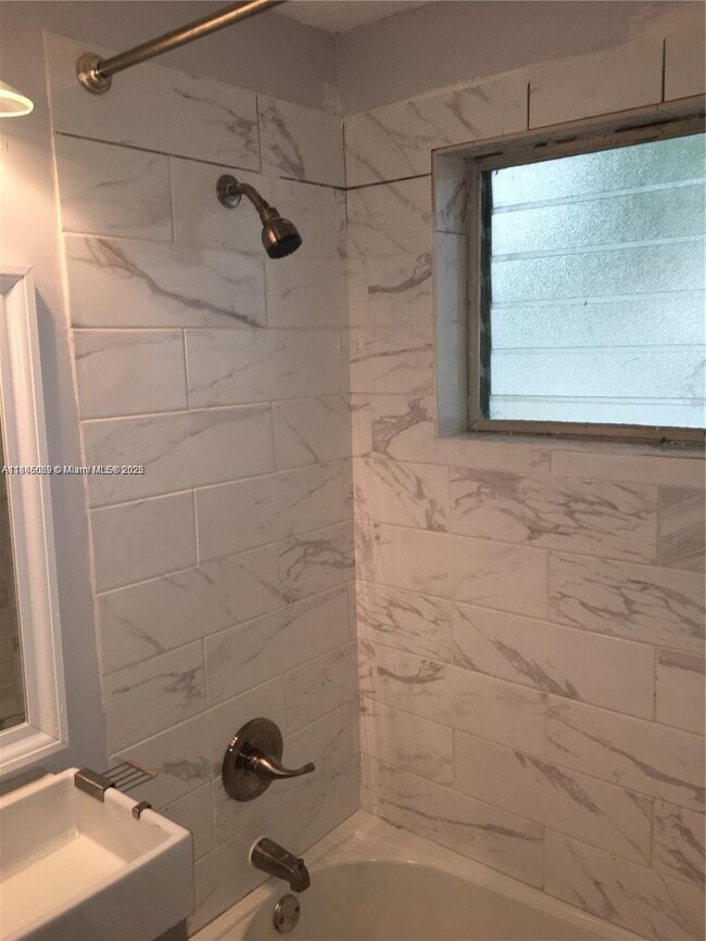 Building Photo - 2507 Andros Ln
