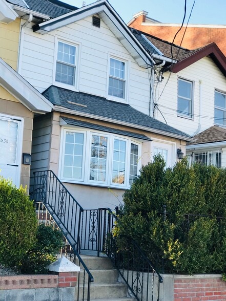 Building Photo - 8534 126th St