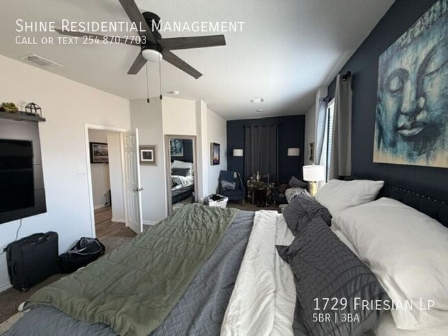 Building Photo - 1729 Friesian Lp