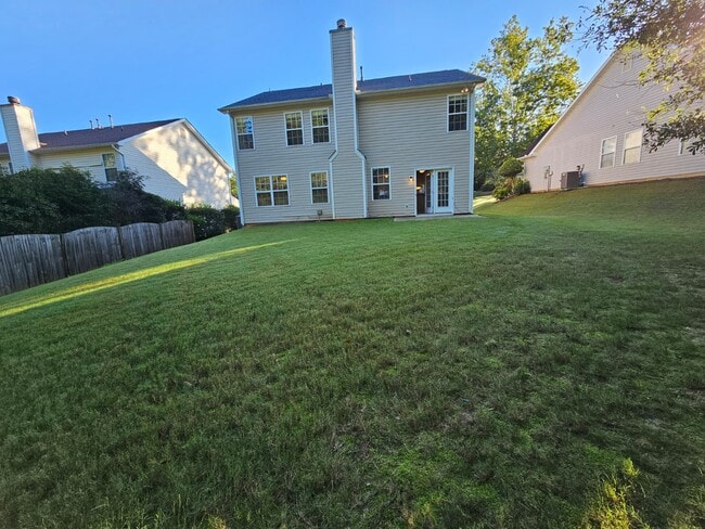 Building Photo - 111 Shairpin Ln