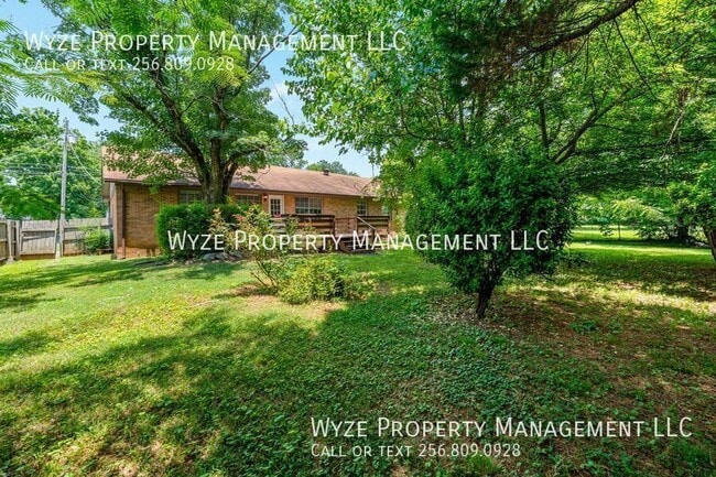 Building Photo - 2213 Cecille Dr SW