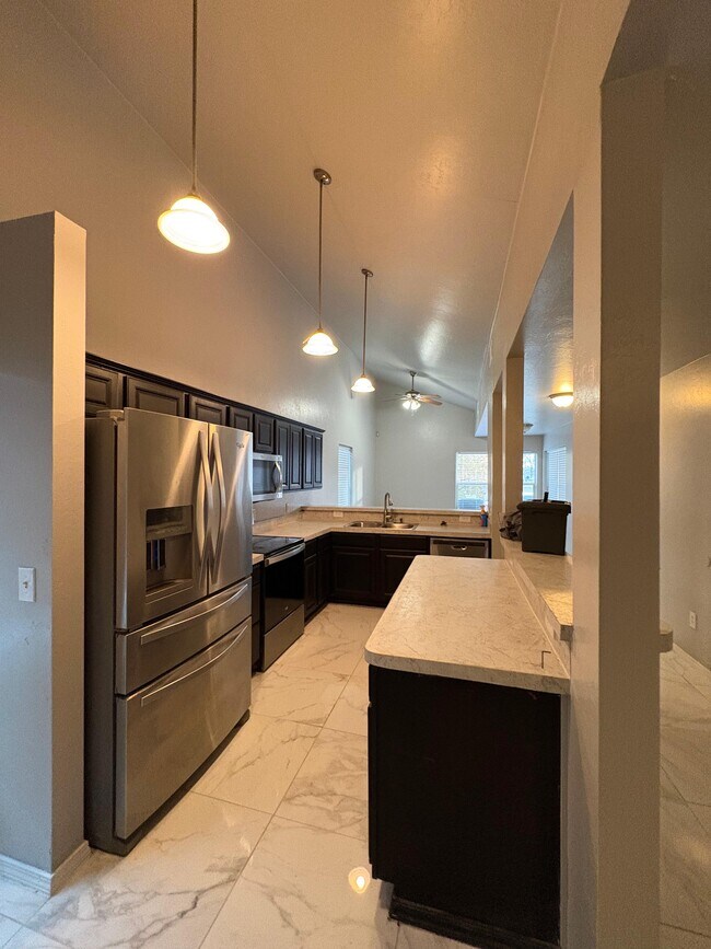 Building Photo - 1217 SW 18th St