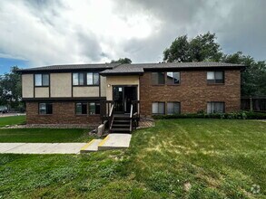 Building Photo - "Charming 2-Bed Condo Retreat in Colorado ...