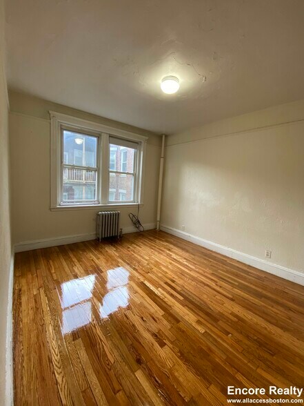 Building Photo - 1690 Commonwealth Ave