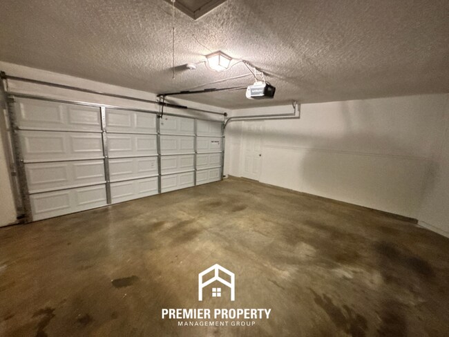 Building Photo - 416 Chadwick Cir