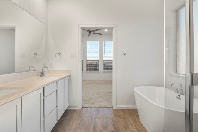 Building Photo - 233 Cherryvale Ln