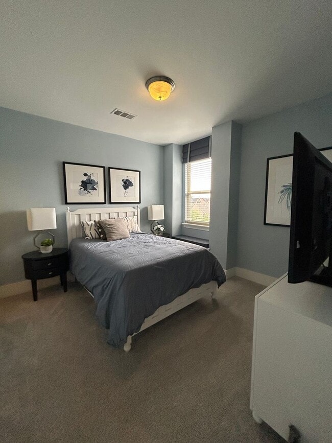 Building Photo - COMING SOON! Fully Furnished Stylish 4-Bed...