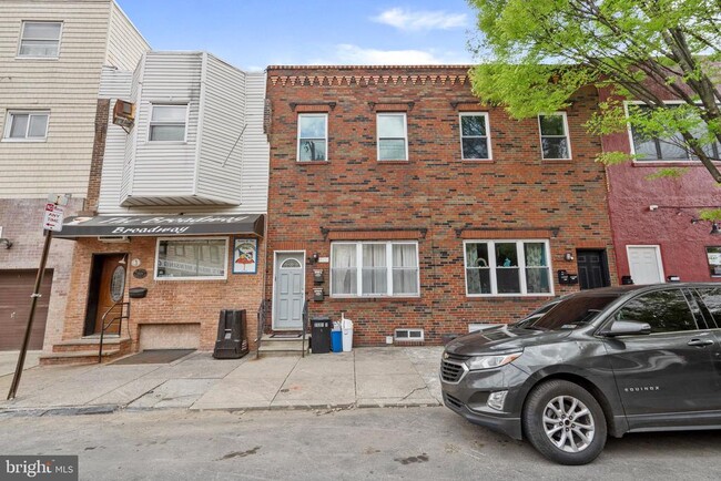 Building Photo - 2531 S 13th St