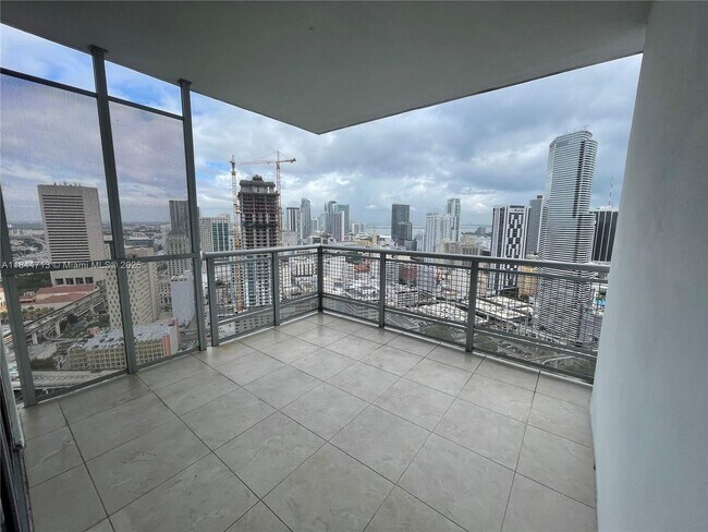 Building Photo - 350 S Miami Ave