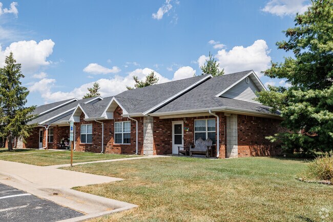 Building Photo - White Pine Estates