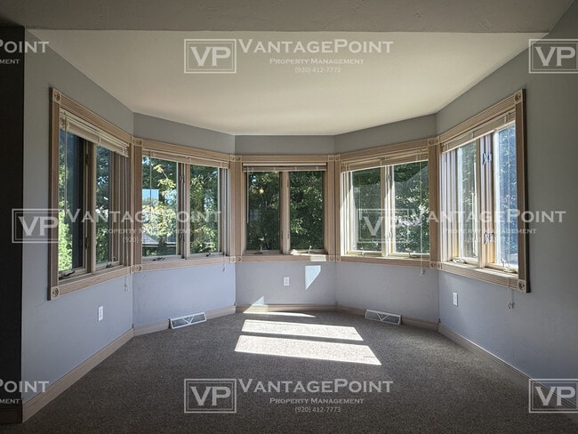 Building Photo - 3121 Squire Ct