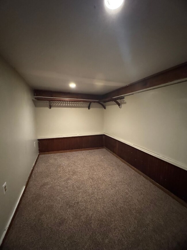 Building Photo - Village of Carthage 3/4 Bedroom / 1.5 Bath...