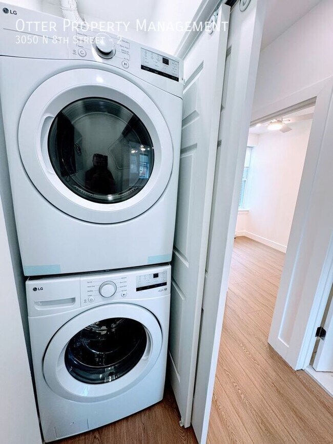 Building Photo - 3050 N 8th St