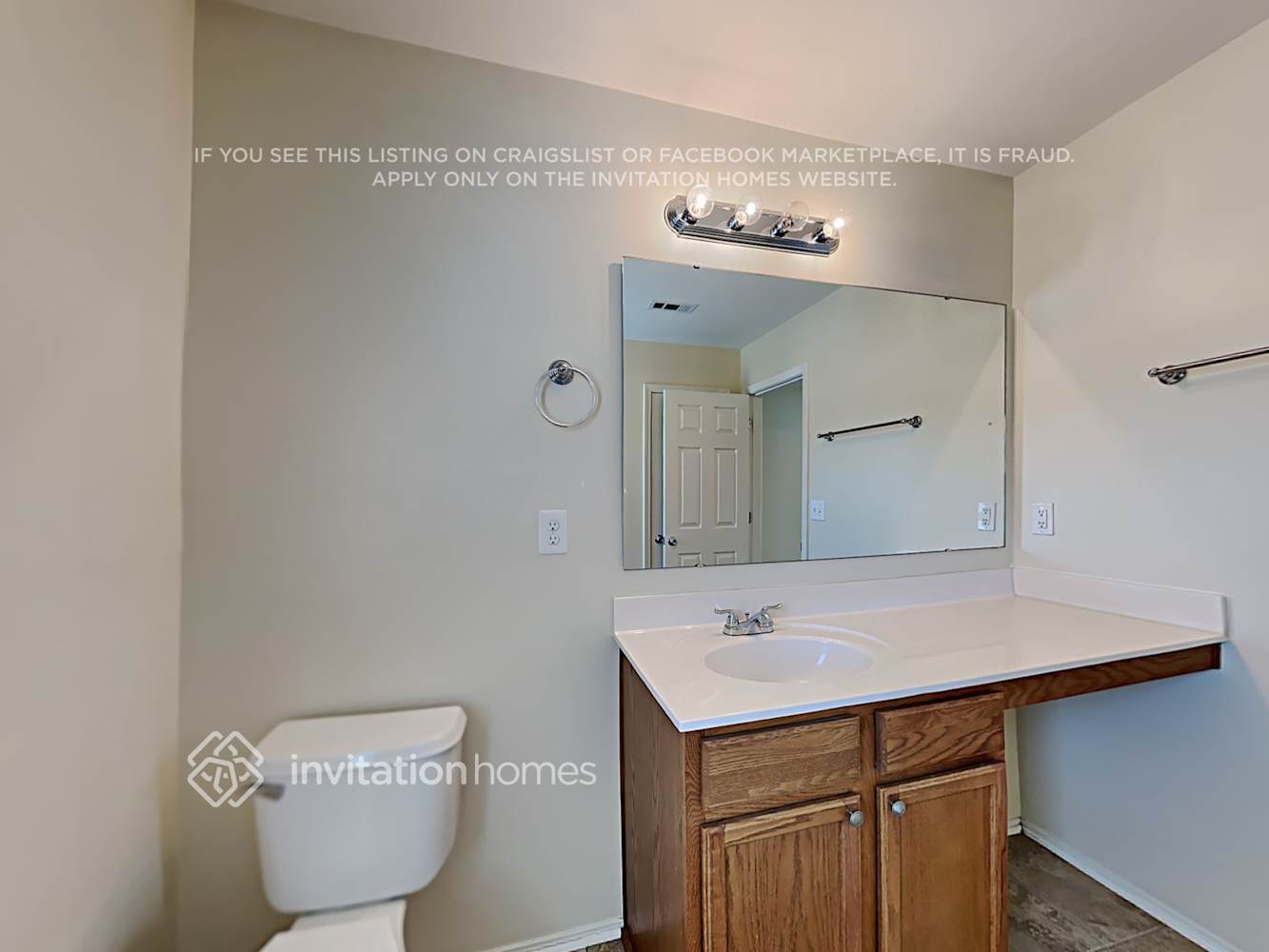 Building Photo - 120 Tulip Dr