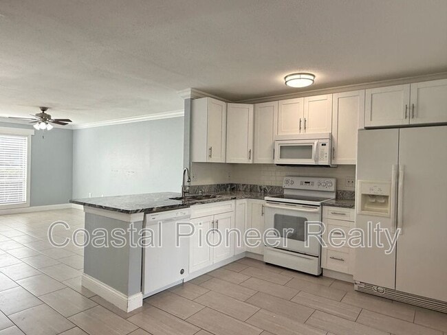 Building Photo - 11815 Cypress Hill Cir